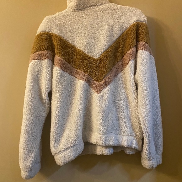Abercrombie & Fitch Colorblock Teddy Half Zip - Picture 5 of 5